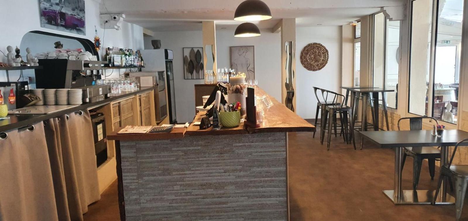 Hotel Restaurant Calypso Fos-sur-Mer Ngoại thất bức ảnh