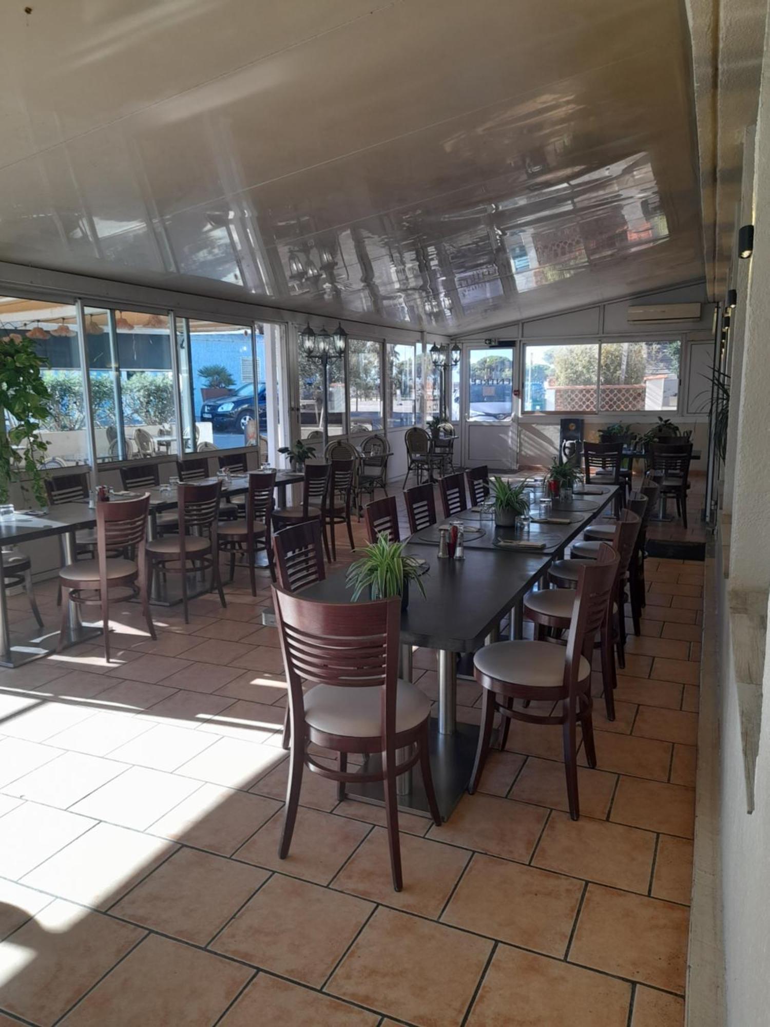 Hotel Restaurant Calypso Fos-sur-Mer Ngoại thất bức ảnh