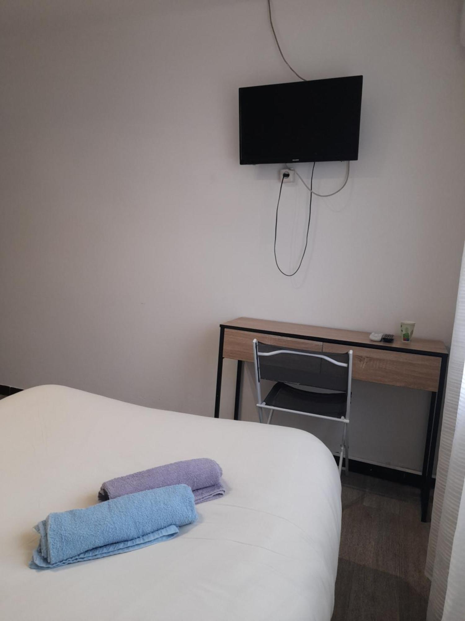Hotel Restaurant Calypso Fos-sur-Mer Ngoại thất bức ảnh